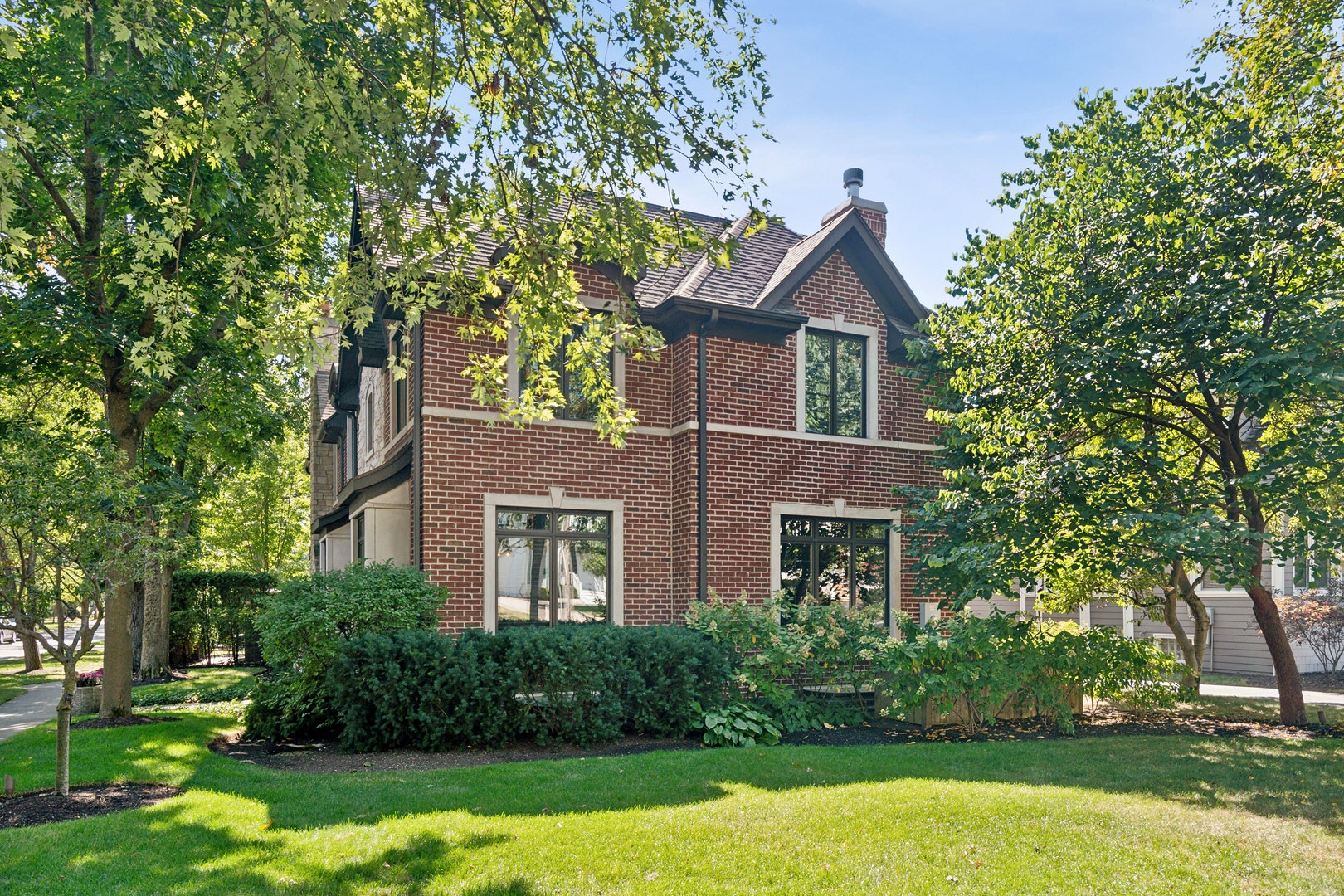 438 Birch Street, Winnetka, IL 60093 438 Birch Street, Winnetka, IL 60093