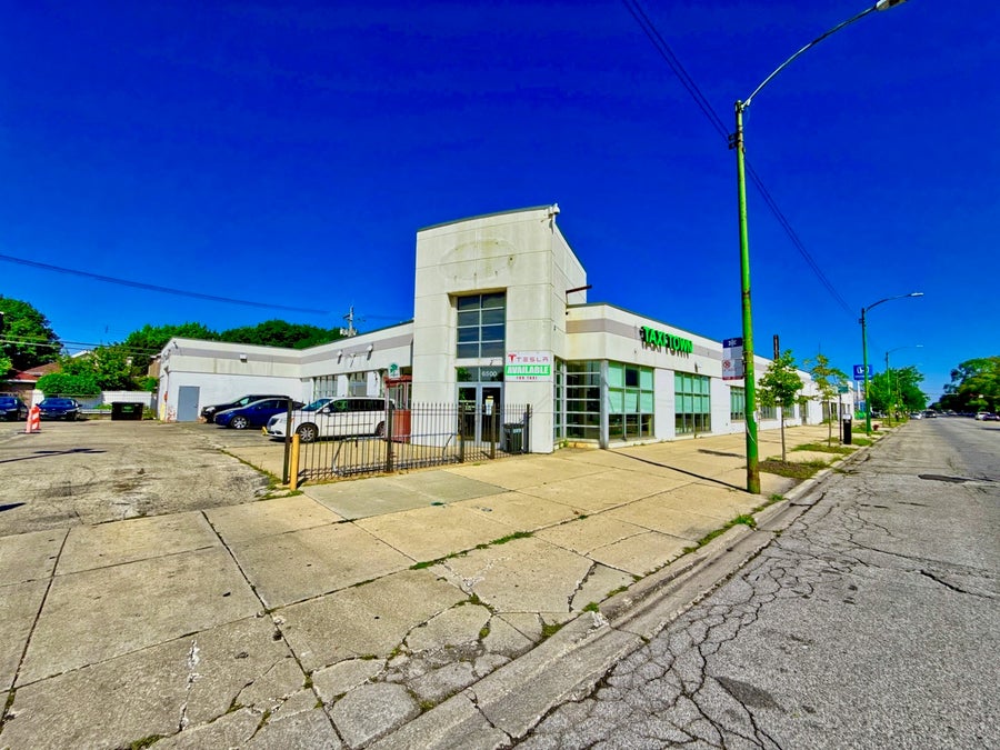Property photo for Chicago, IL