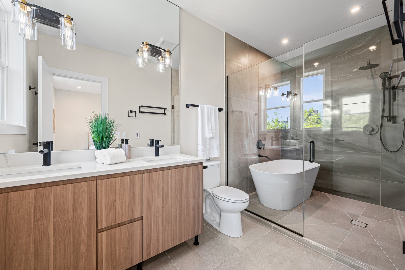 3249 S Calumet Avenue, Chicago, IL 60616 3249 S Calumet Avenue, Chicago, IL 60616