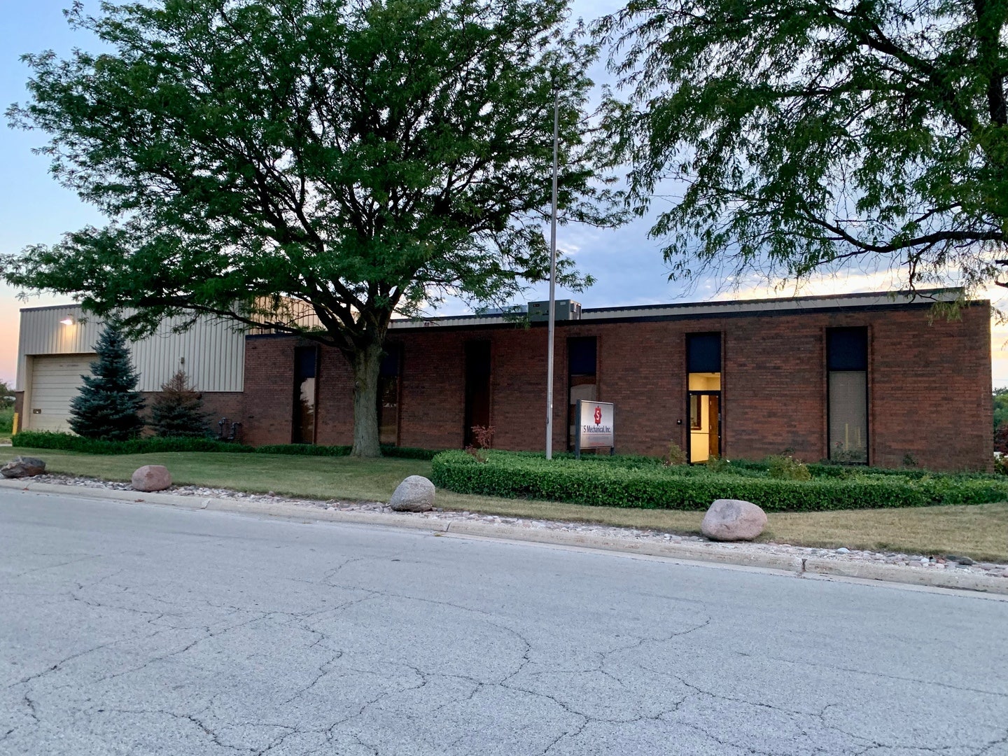 16420 KILBOURN Avenue, Oak Forest, IL 60452