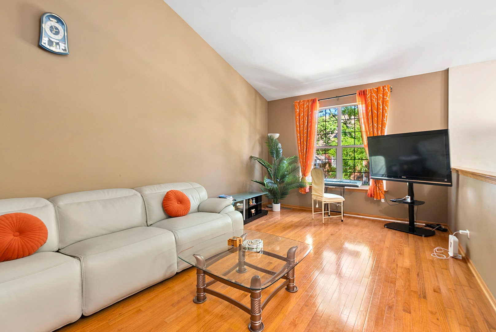 9411 Albany Court, Orland Park, IL 60467 9411 Albany Court, Orland Park, IL 60467