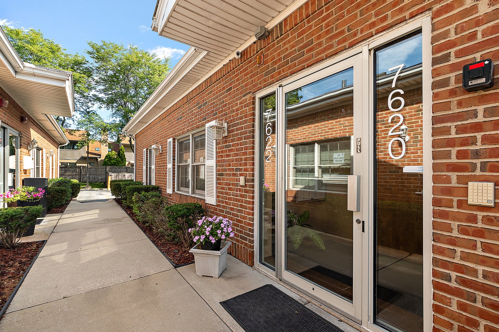7620 W 159th Street, Orland Park, IL 60462