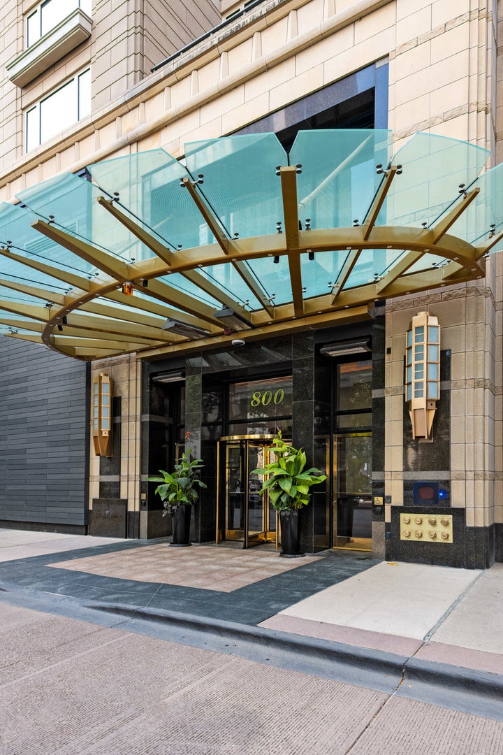 Property photo for 800 N Michigan Avenue, #PH64, Chicago, IL