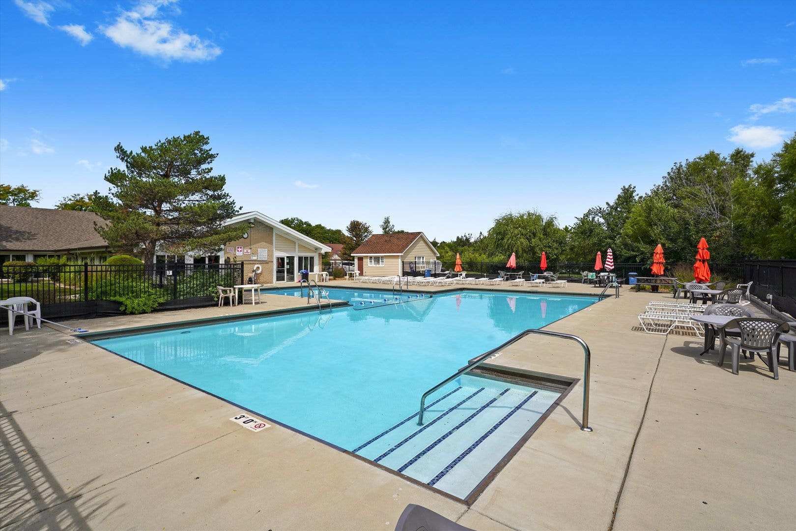 15713 Orlan Brook Drive, #98, Orland Park, IL 60462 15713 Orlan Brook Drive, #98, Orland Park, IL 60462