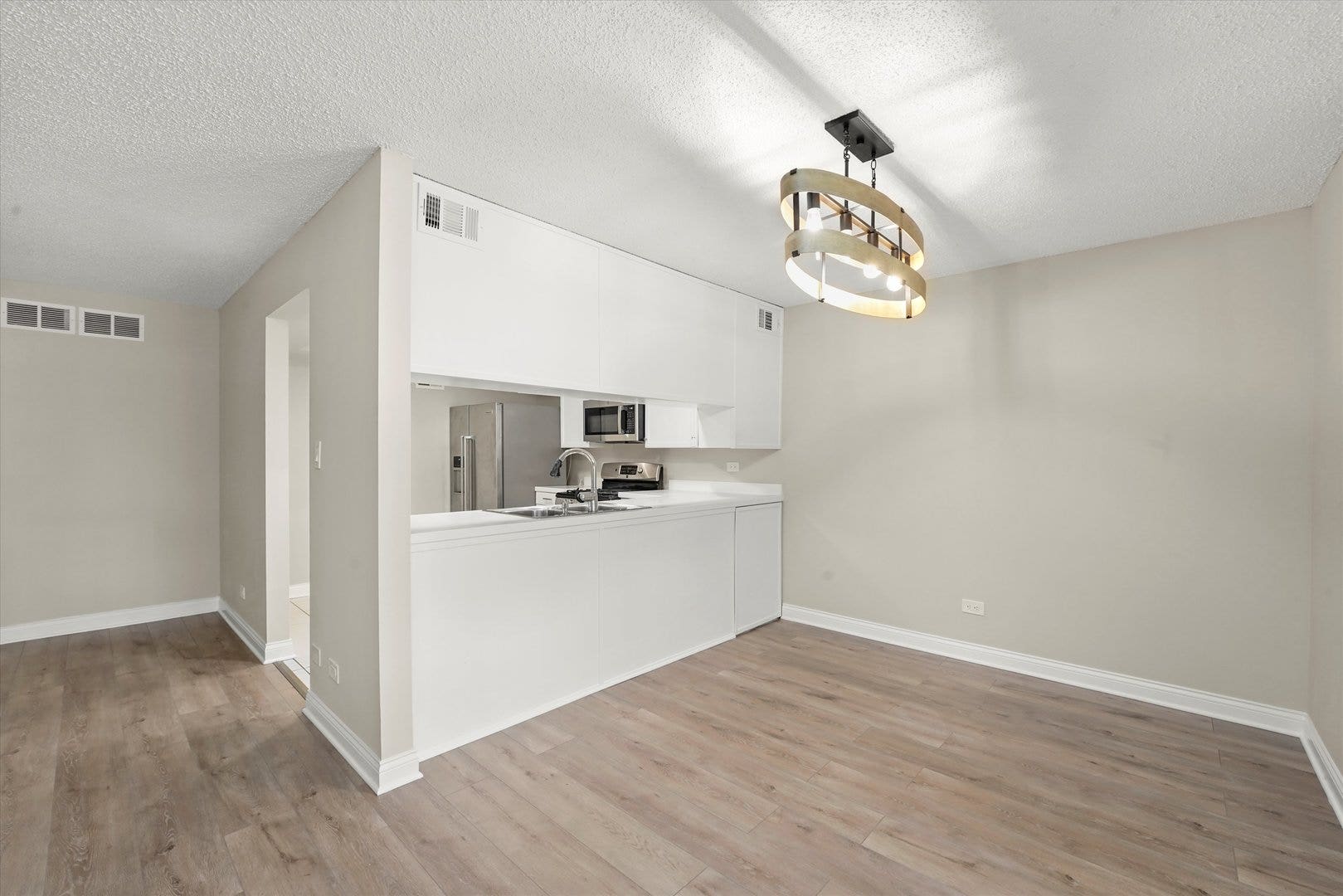 15713 Orlan Brook Drive, #98, Orland Park, IL 60462 15713 Orlan Brook Drive, #98, Orland Park, IL 60462