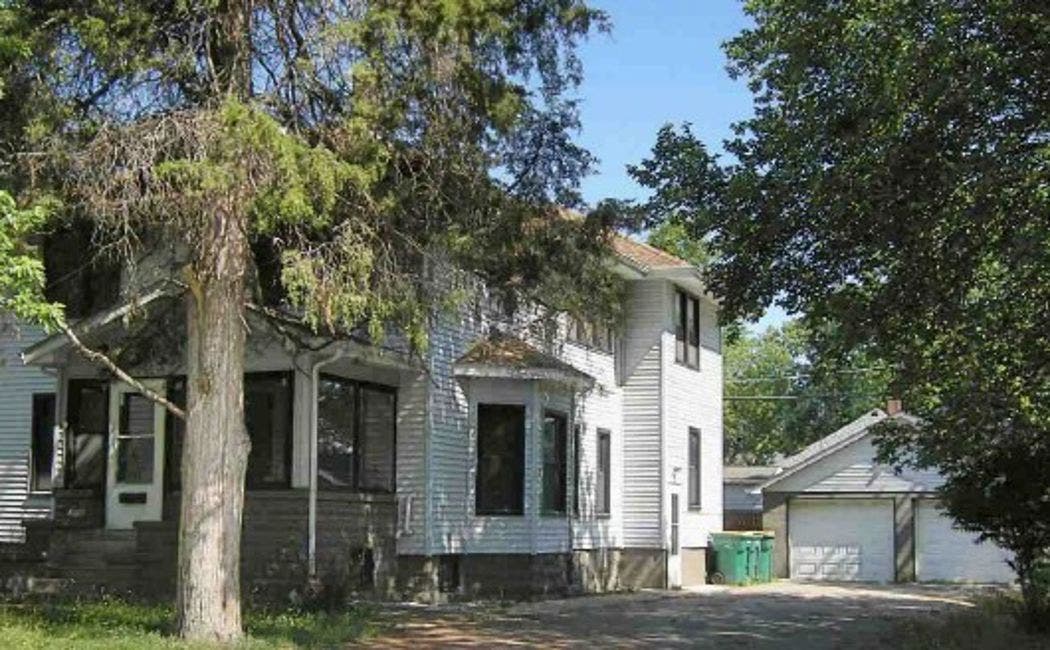 611 Richmond Street, Joliet, IL 60435