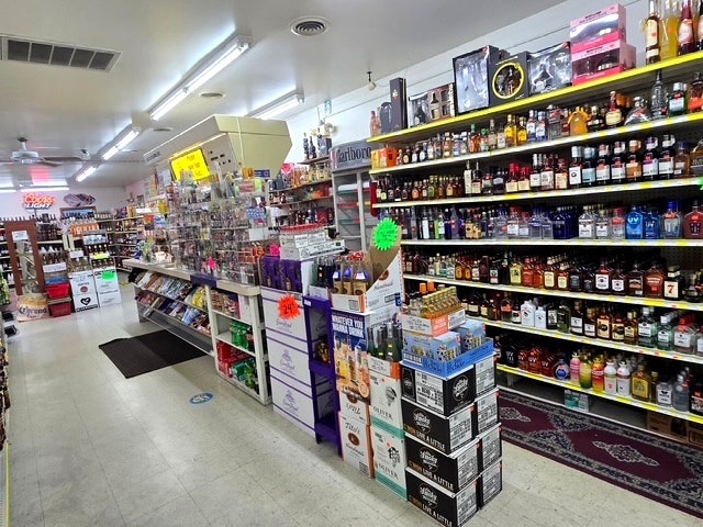 235 E Main Street, Braidwood, IL 60408