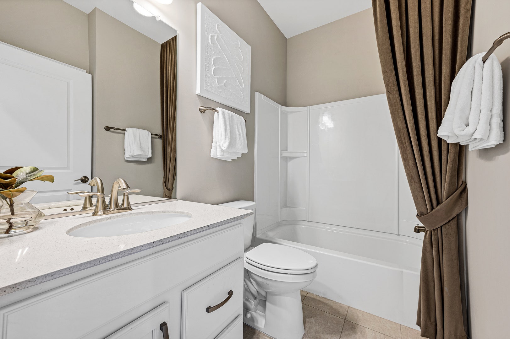 12659 Derry Drive, Lemont, IL 60439 SECOND FULL BATH