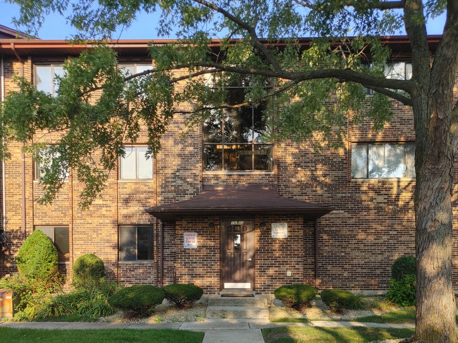 Property photo for 19503 Lake Shore Drive, #1N, Lynwood, IL