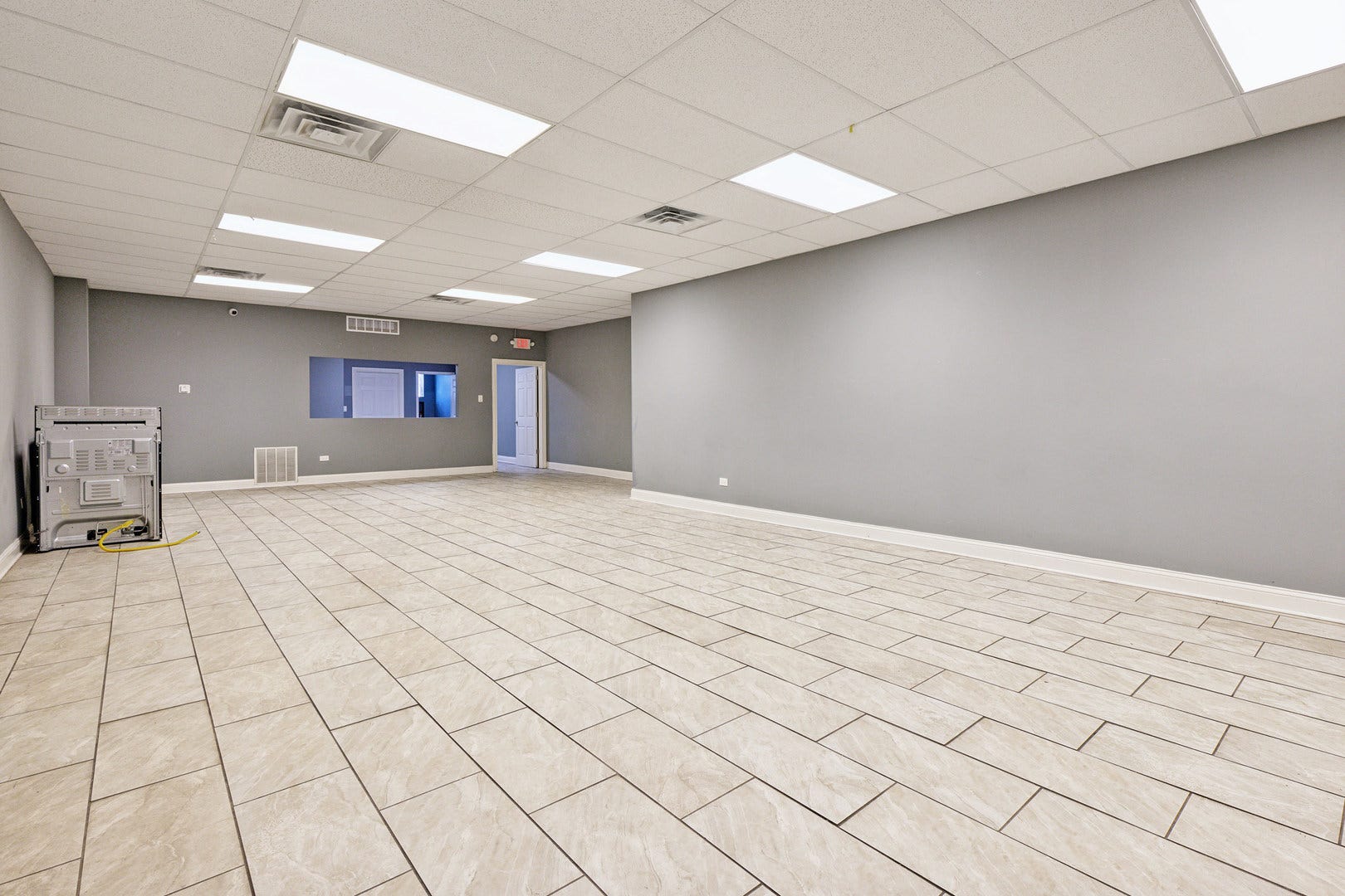 2913 W 63rd Street, Chicago, IL 60629 2913 W 63rd Street, Chicago, IL 60629