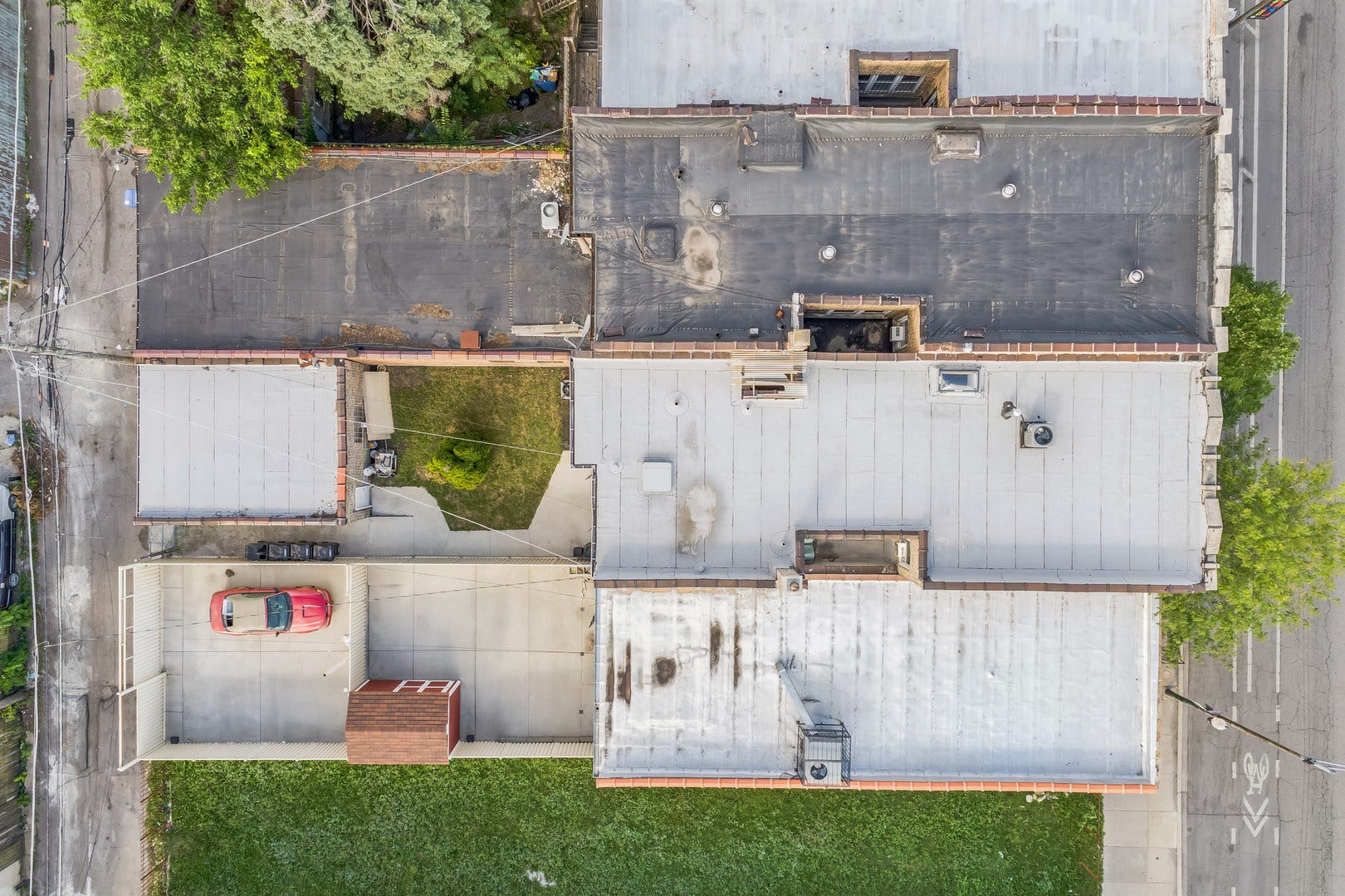 2913 W 63rd Street, Chicago, IL 60629 2913 W 63rd Street, Chicago, IL 60629