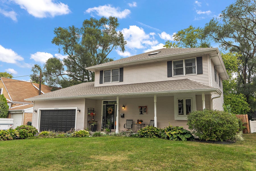 Property photo for 17919 Homewood Avenue, Homewood, IL