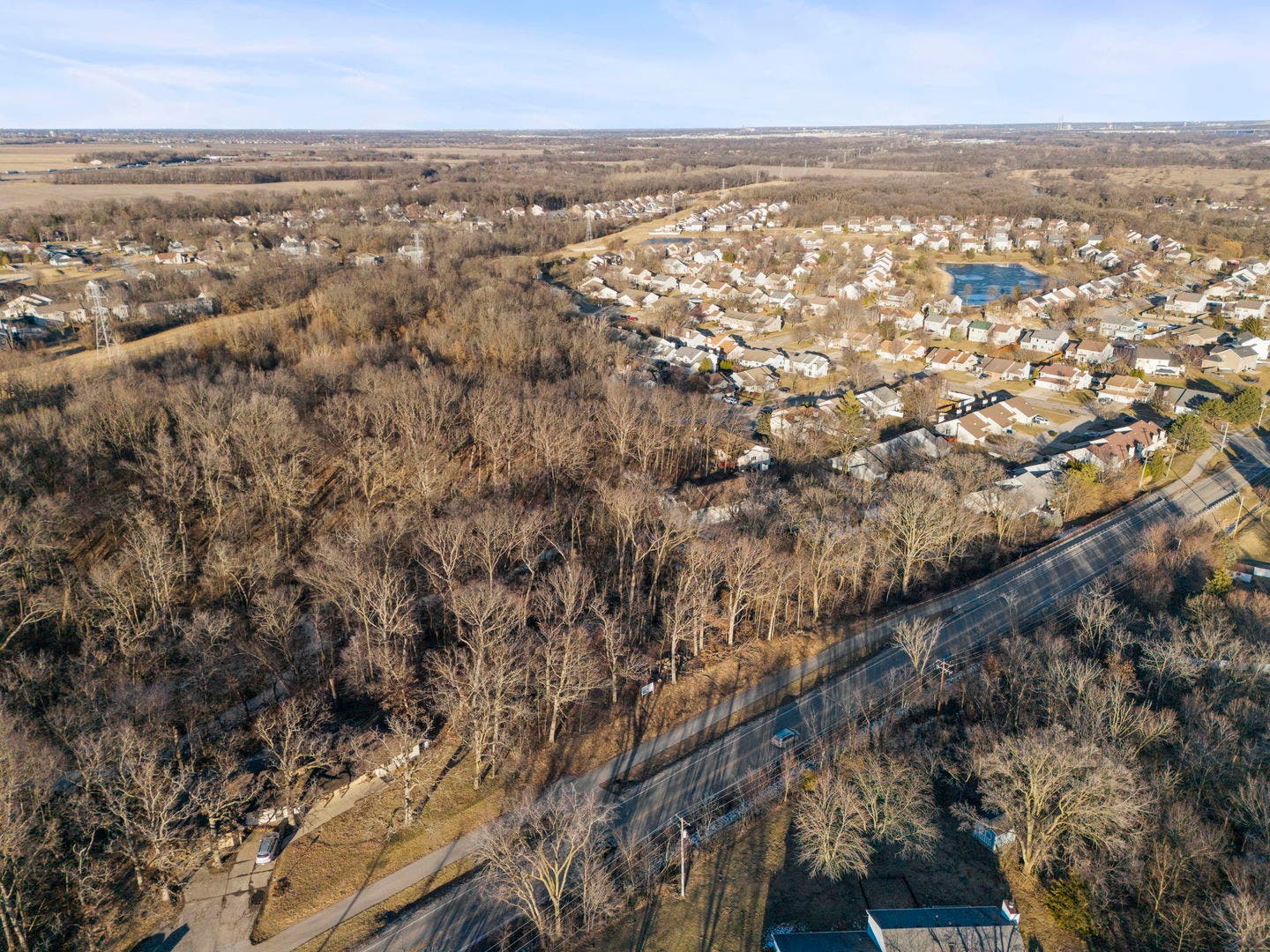 9015 E McEvilly Road, Minooka, IL 60447 9015 E McEvilly Road, Minooka, IL 60447
