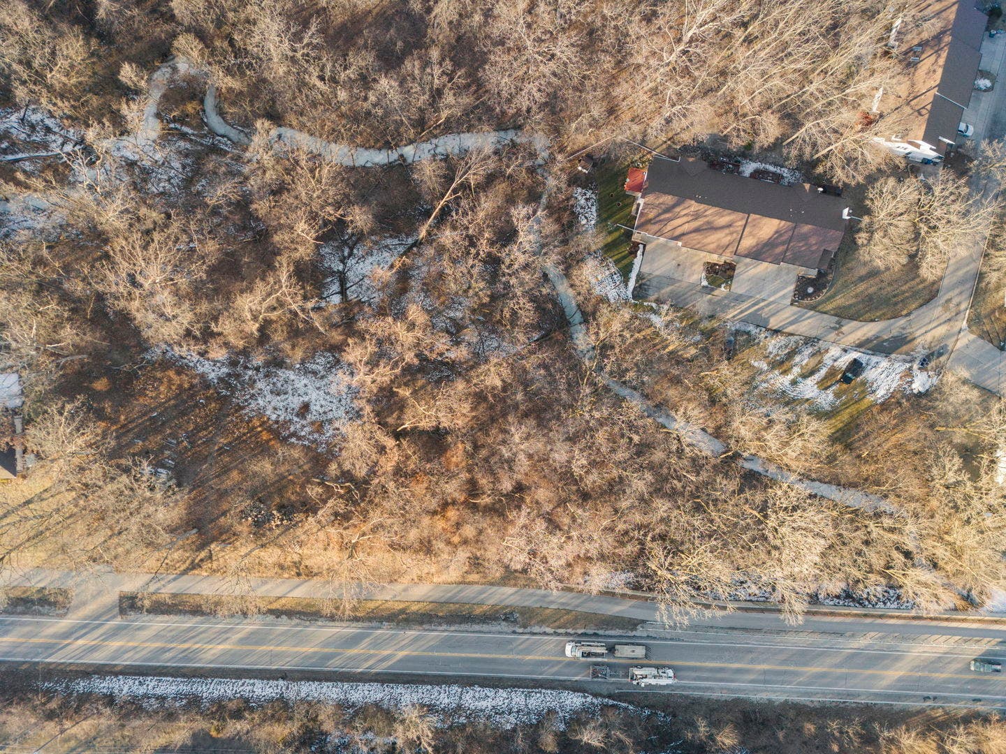 9015 E McEvilly Road, Minooka, IL 60447 9015 E McEvilly Road, Minooka, IL 60447