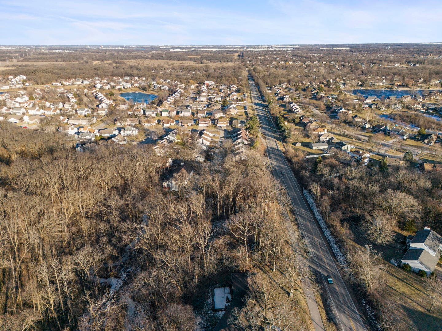 9015 E McEvilly Road, Minooka, IL 60447 9015 E McEvilly Road, Minooka, IL 60447