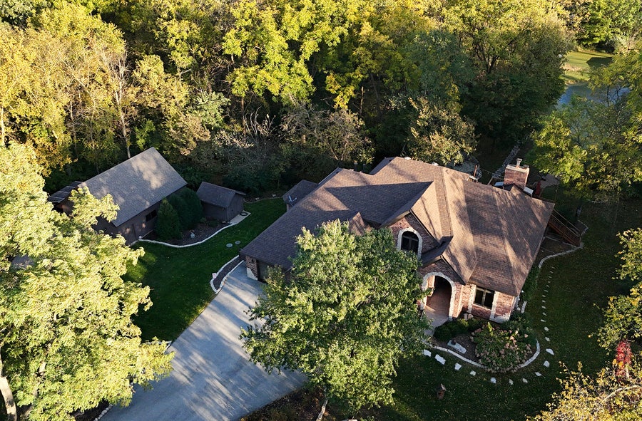 Property photo for 1110 Lakeside Drive, New Lenox, IL