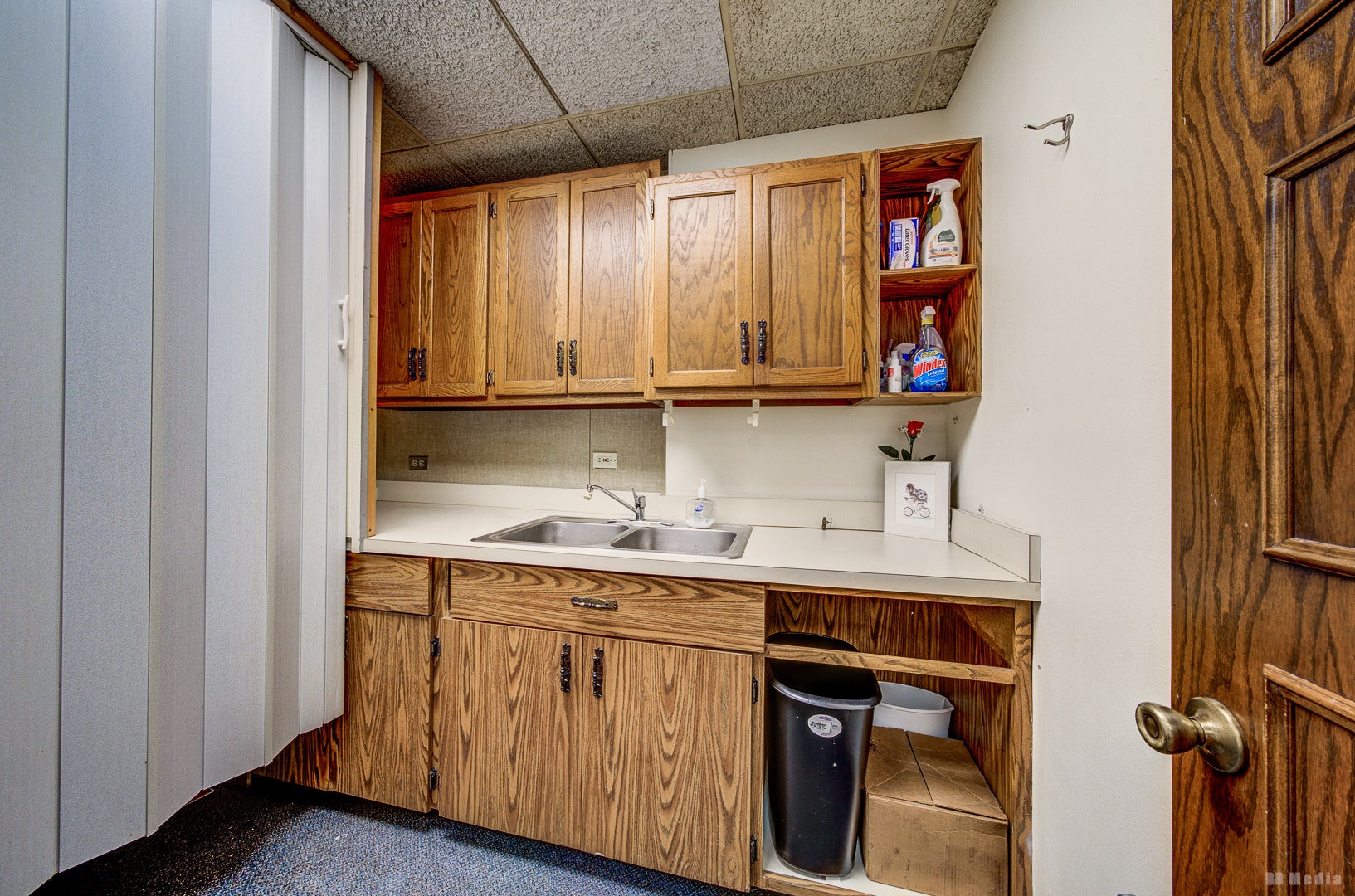 1933 Ridge Road, Homewood, IL 60430 1933 Ridge Road, Homewood, IL 60430