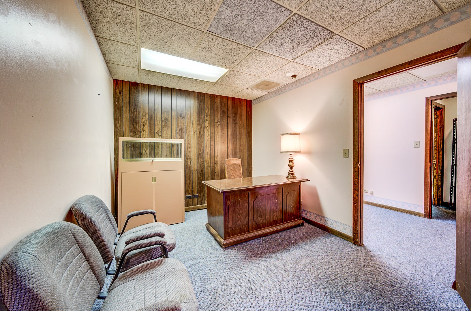 1933 Ridge Road, Homewood, IL 60430 1933 Ridge Road, Homewood, IL 60430