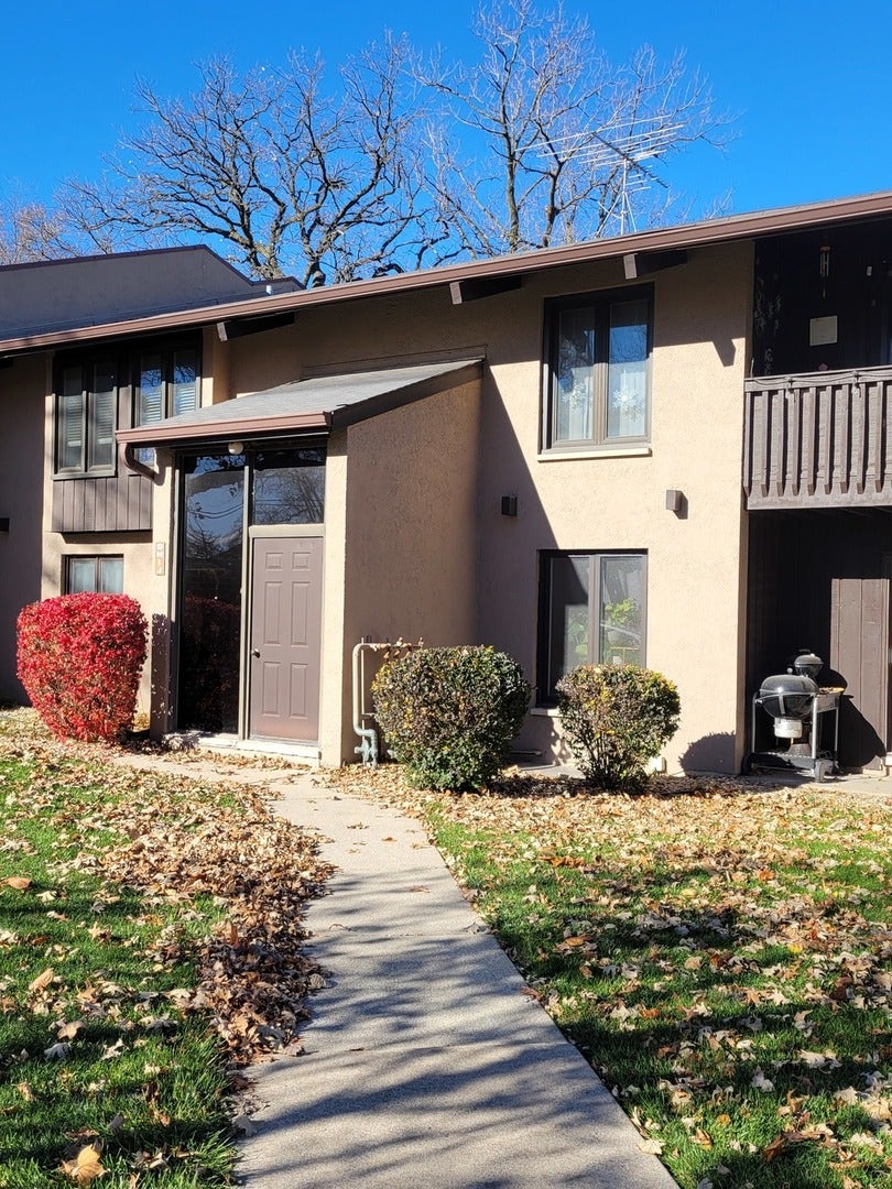 Property photo for 1100 Holbrook Road, #H, Homewood, IL