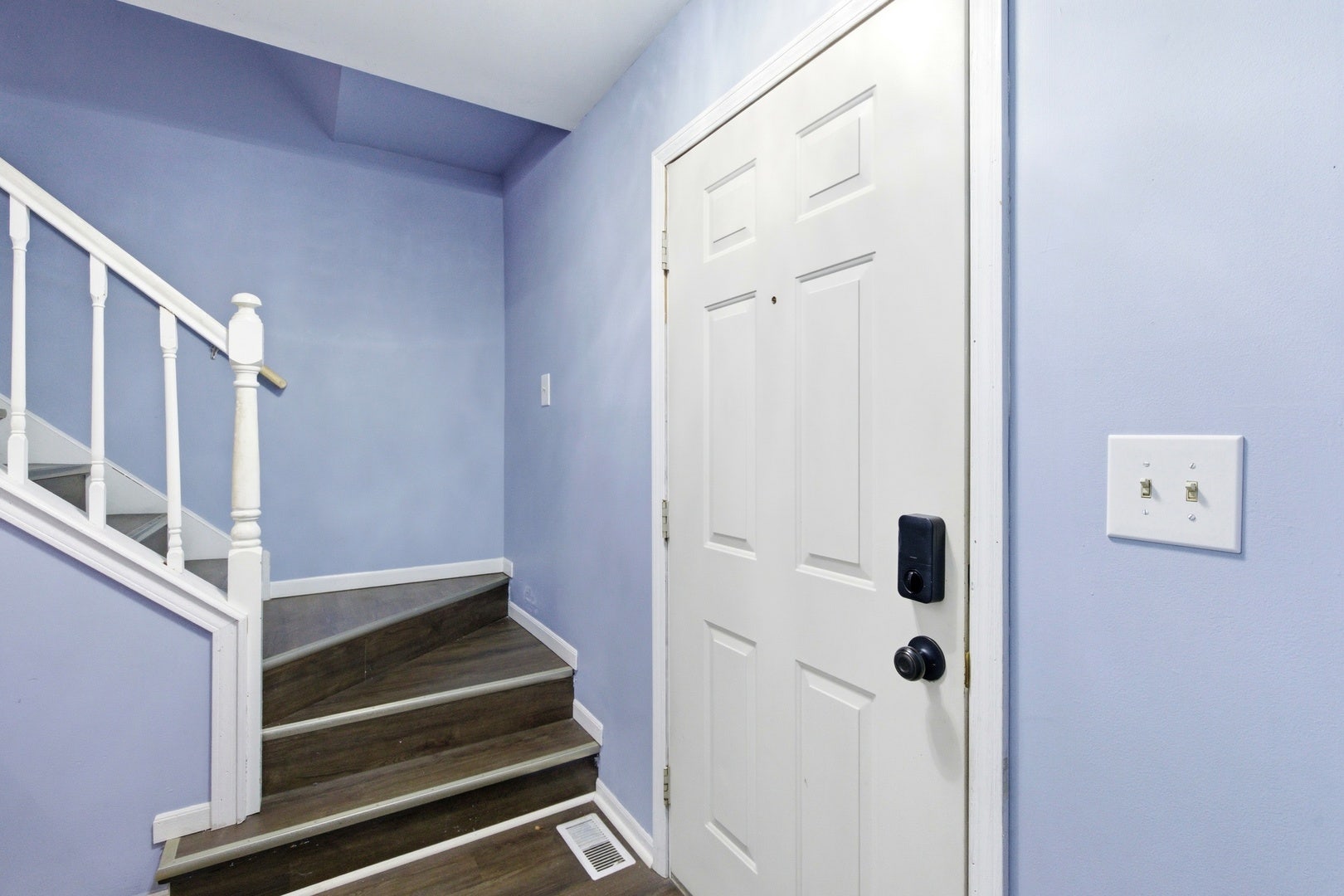 2860 Bridgeport Lane, Aurora, IL 60504 2860 Bridgeport Lane, Aurora, IL 60504