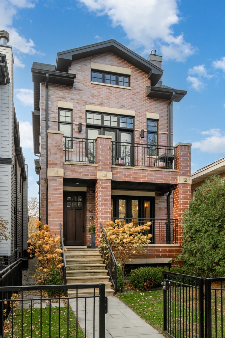 Property photo for 4636 N Paulina Street, #1, Chicago, IL