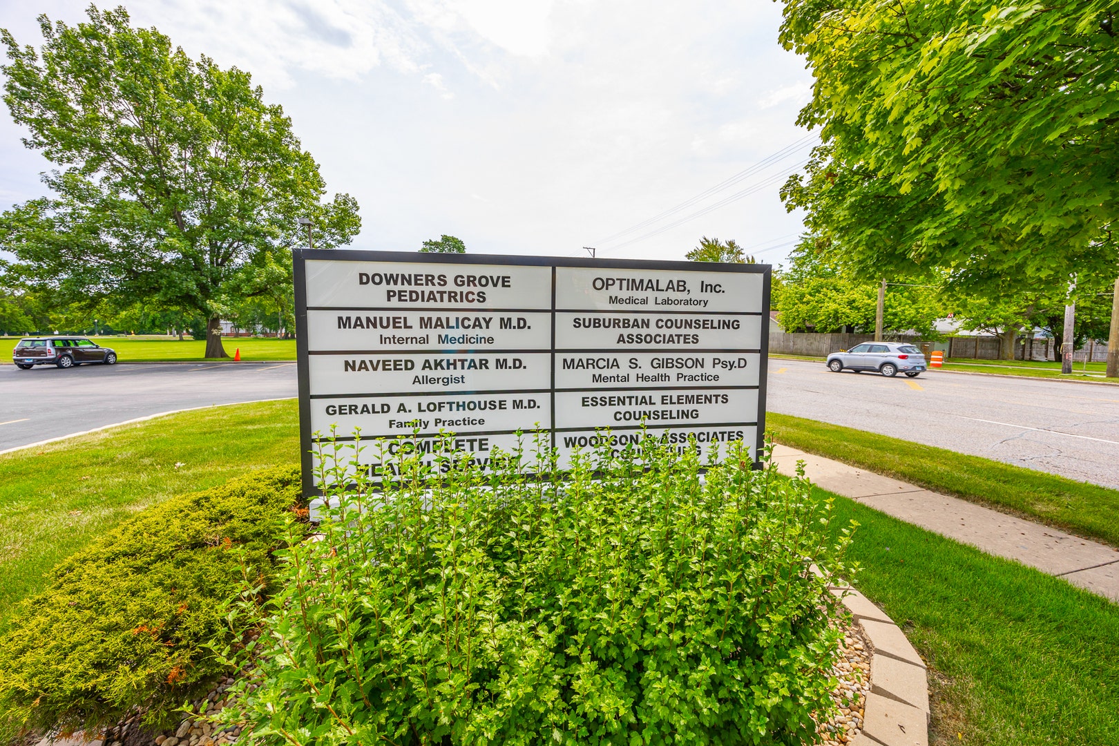 402 W Boughton Road, Bolingbrook, IL 60440 402 W Boughton Road, Bolingbrook, IL 60440