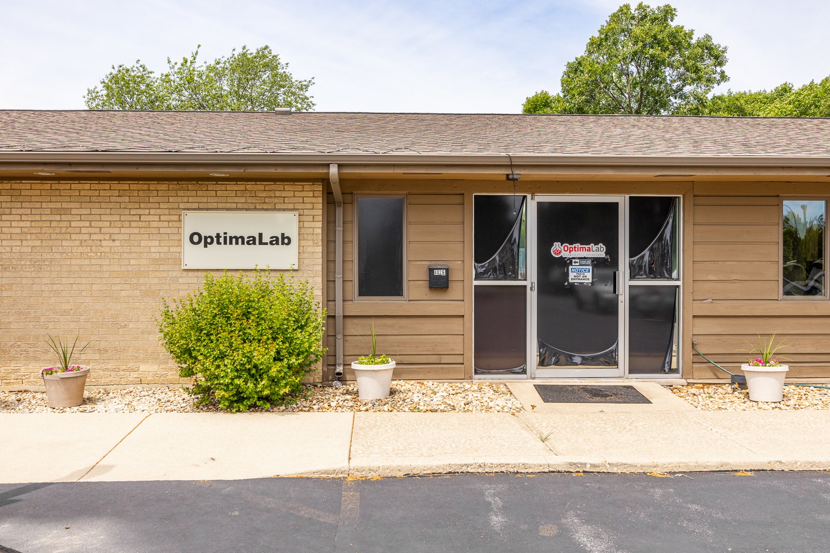 402 W Boughton Road, Bolingbrook, IL 60440 402 W Boughton Road, Bolingbrook, IL 60440