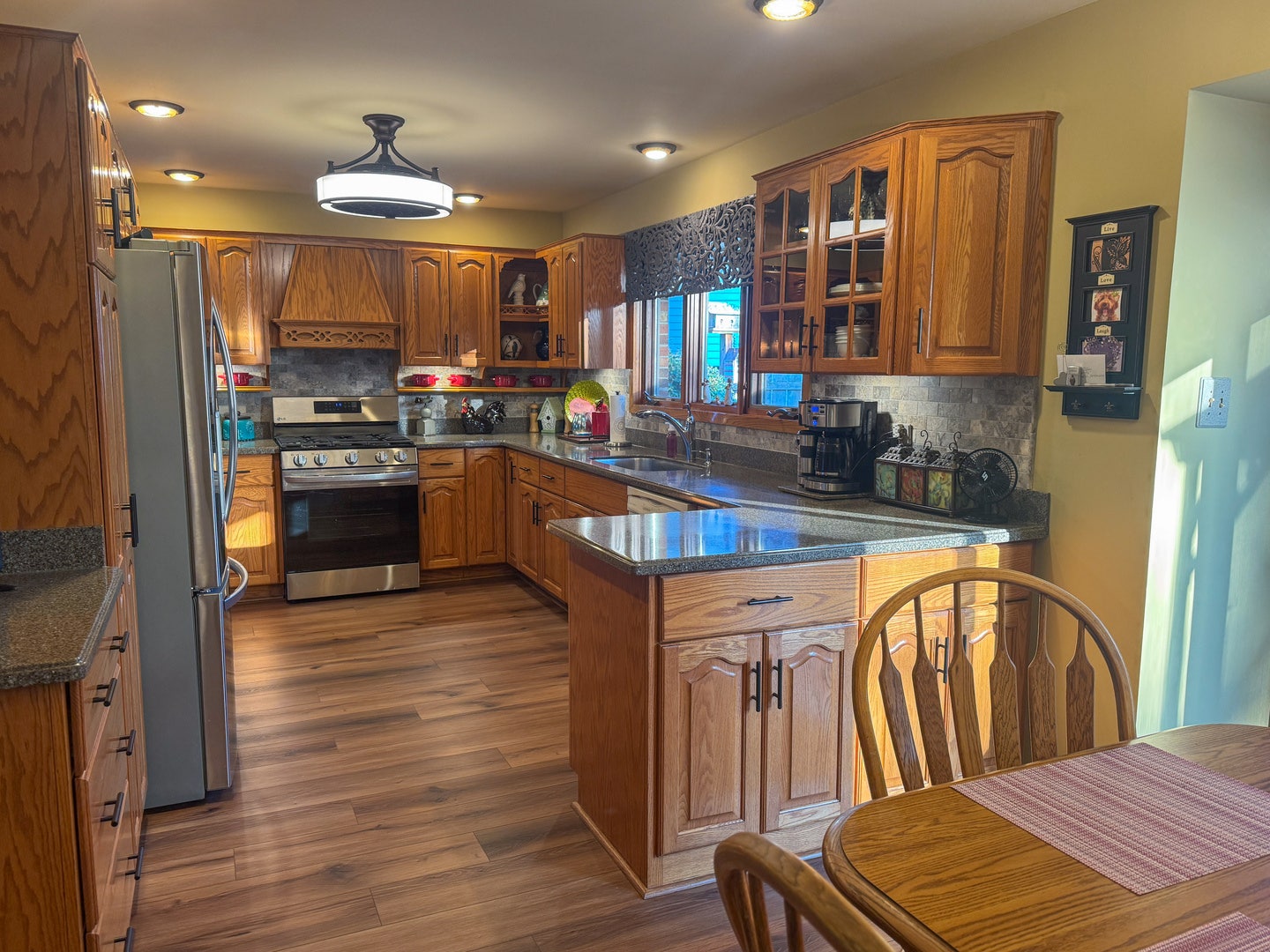 17624 Rosewood Lane, Tinley Park, IL 60487 17624 Rosewood Lane, Tinley Park, IL 60487