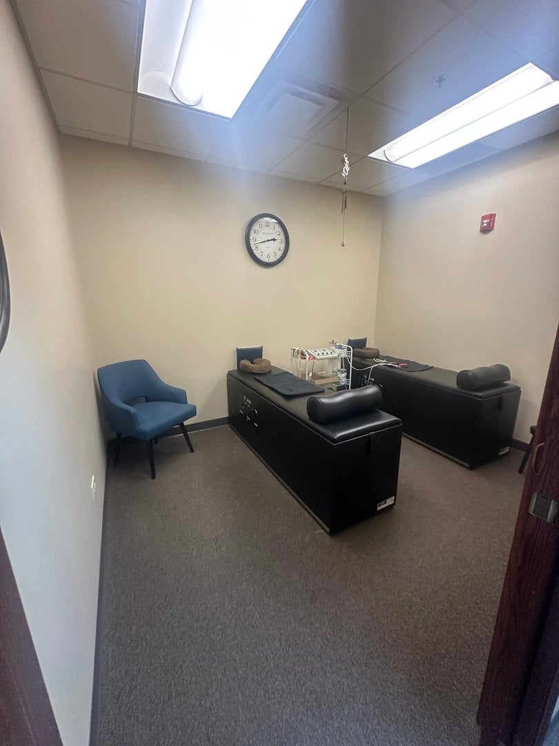 3845 MCCOY Drive, #103-105, Aurora, IL 60504 3845 MCCOY Drive, #103-105, Aurora, IL 60504