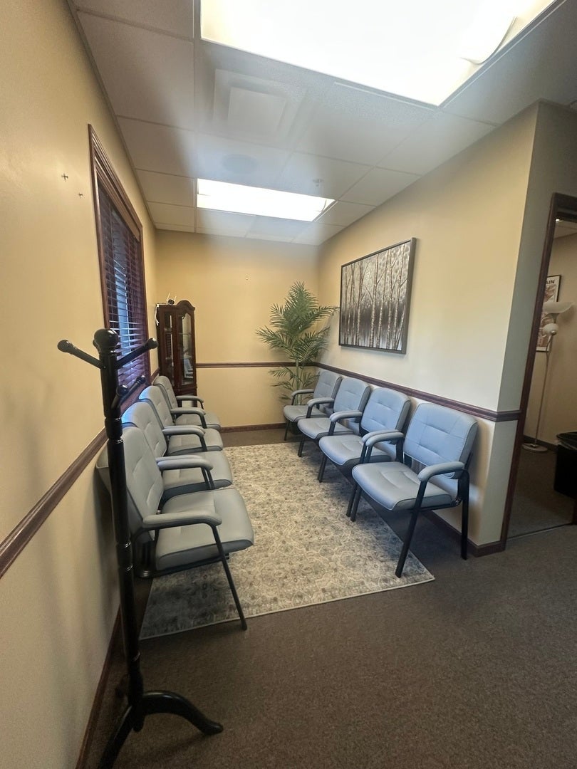 3845 MCCOY Drive, #103-105, Aurora, IL 60504 3845 MCCOY Drive, #103-105, Aurora, IL 60504