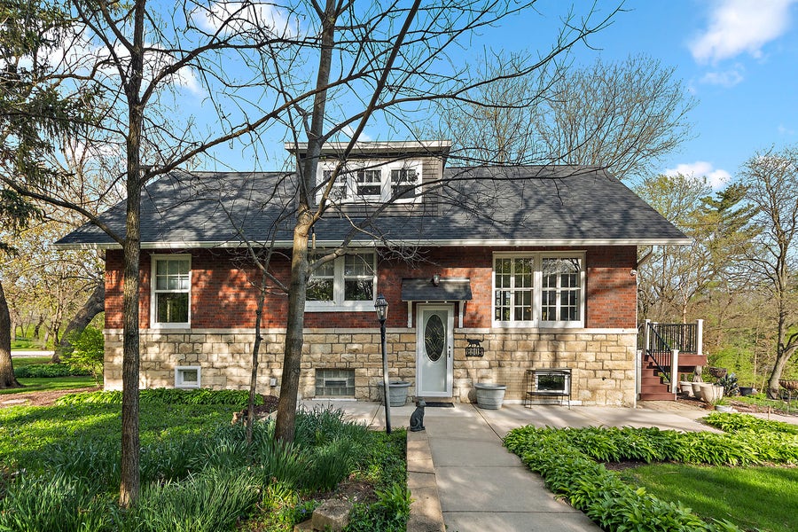 Property photo for 8609 W 121st Street, Palos Park, IL