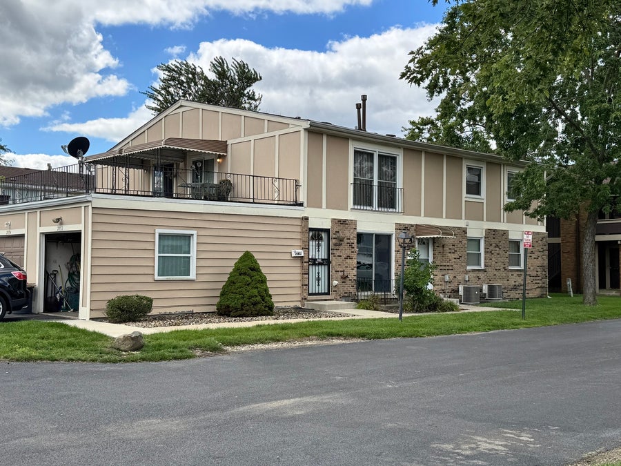 Property photo for 20152 Ash Lane, #1, Lynwood, IL