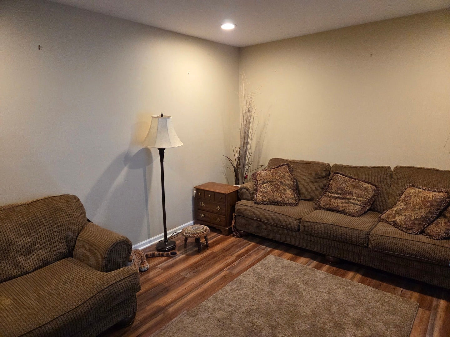 5 E Fernwood Drive, Bolingbrook, IL 60440 5 E Fernwood Drive, Bolingbrook, IL 60440
