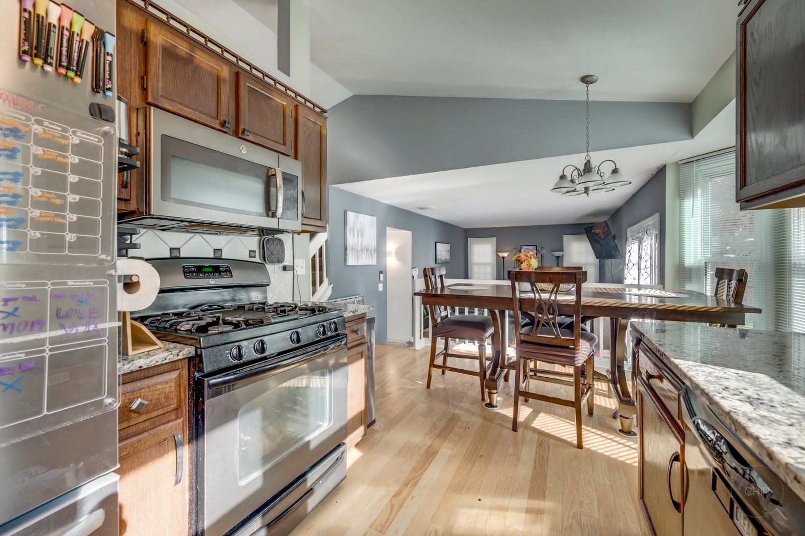 1133 JENNIFER Lane, Bolingbrook, IL 60440 1133 JENNIFER Lane, Bolingbrook, IL 60440