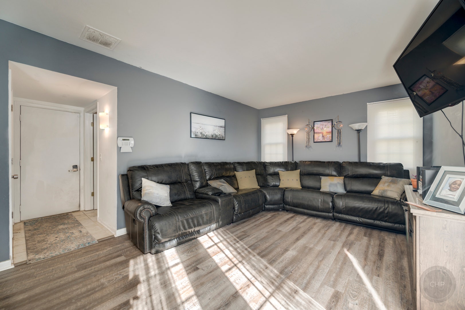 1133 JENNIFER Lane, Bolingbrook, IL 60440 1133 JENNIFER Lane, Bolingbrook, IL 60440