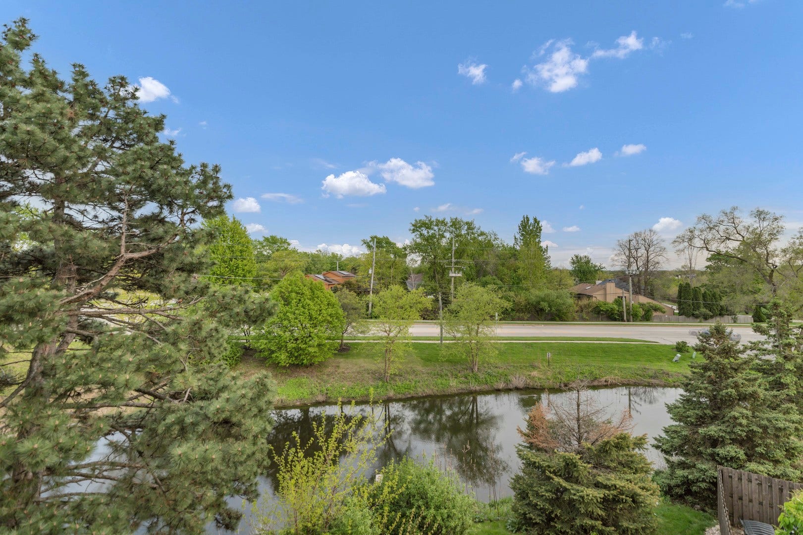 8025 Woodglen Lane, #309, Downers Grove, IL 60516 8025 Woodglen Lane, #309, Downers Grove, IL 60516