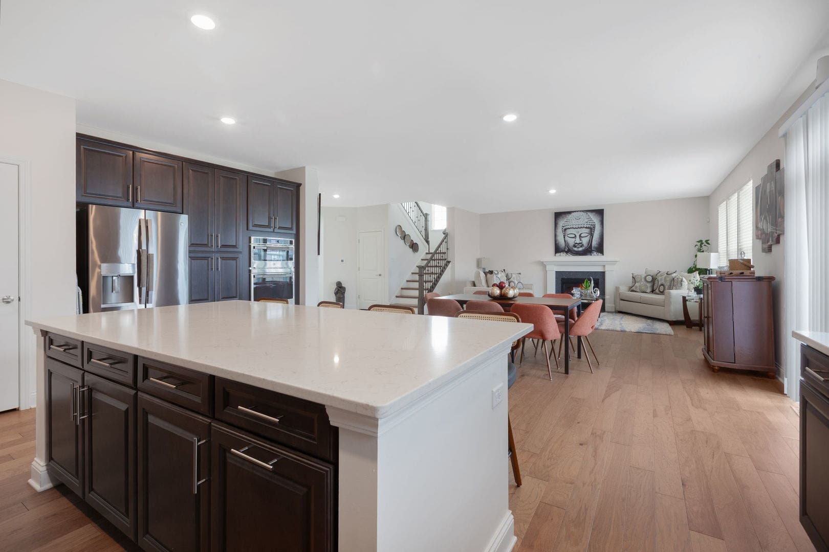 3579 Emerald Road, Elgin, IL 60124 3579 Emerald Road, Elgin, IL 60124