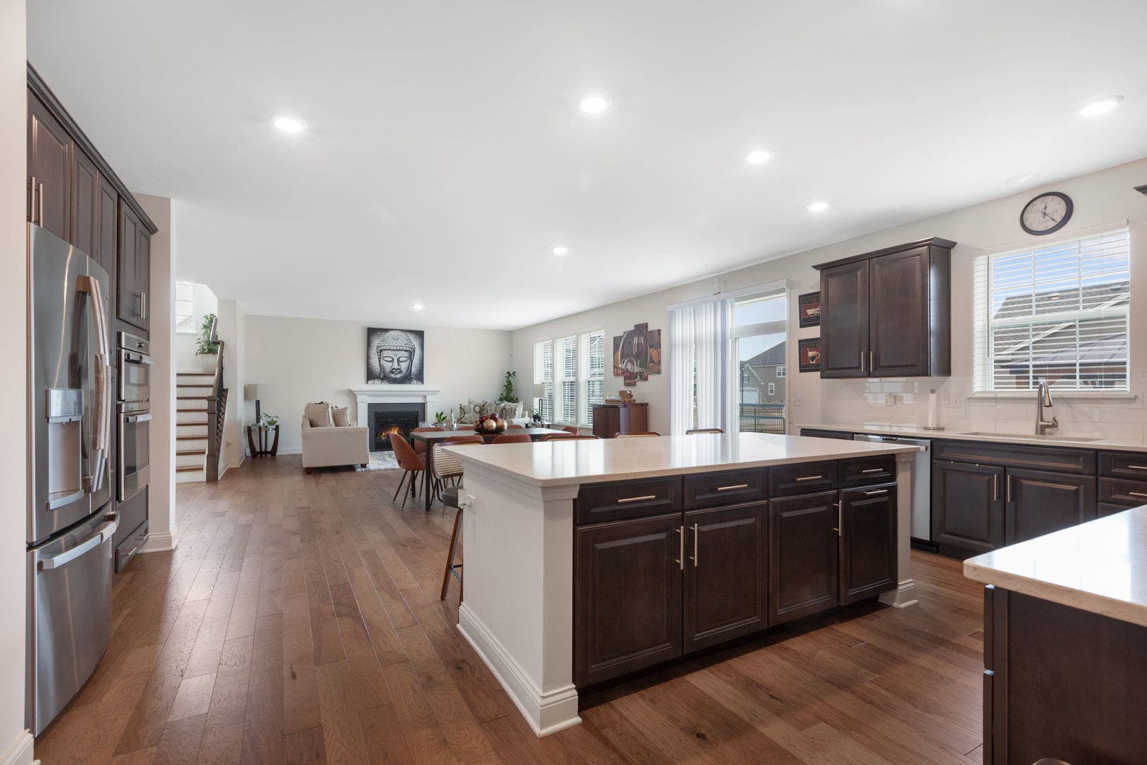 3579 Emerald Road, Elgin, IL 60124 3579 Emerald Road, Elgin, IL 60124