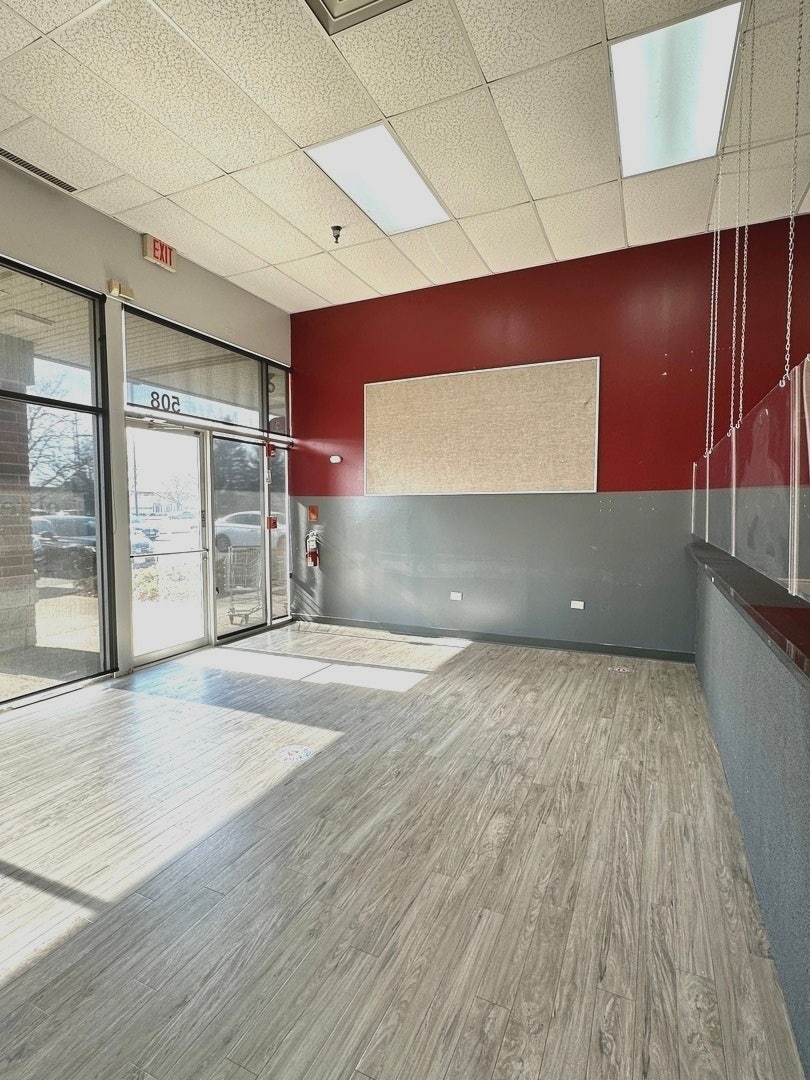 508 W Boughton Road, Bolingbrook, IL 60440 508 W Boughton Road, Bolingbrook, IL 60440