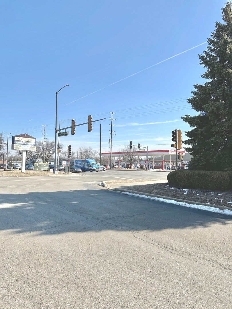 508 W Boughton Road, Bolingbrook, IL 60440 508 W Boughton Road, Bolingbrook, IL 60440