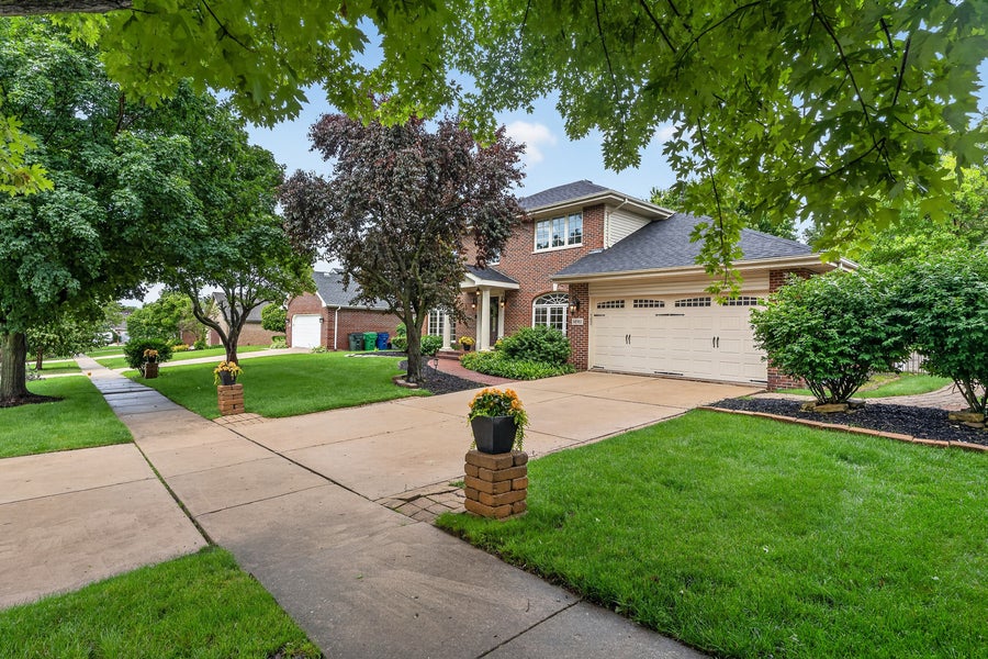 Property photo for 14961 Saw Grass Lane, Homer Glen, IL
