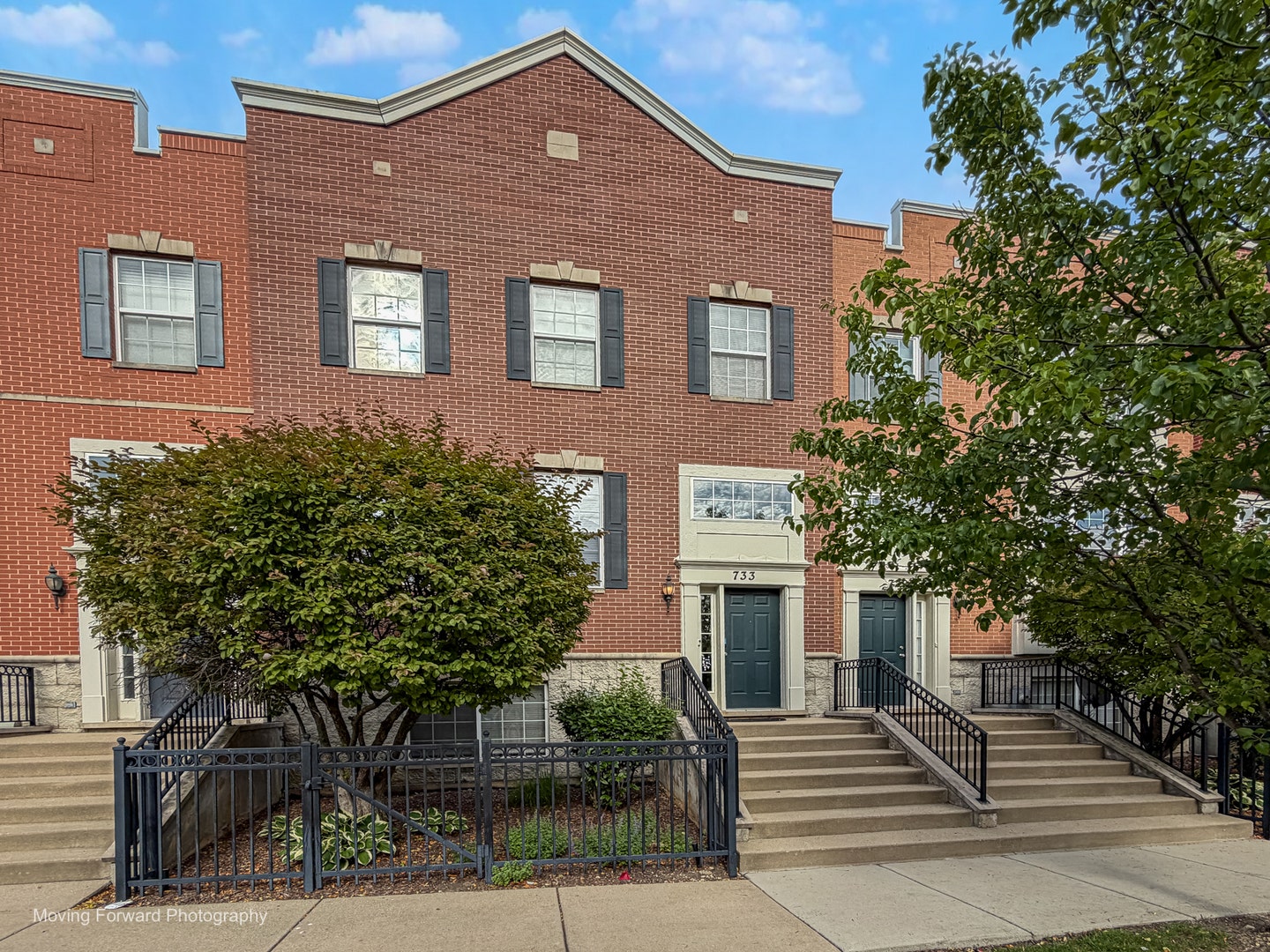 733 Station Boulevard, Aurora, IL 60504