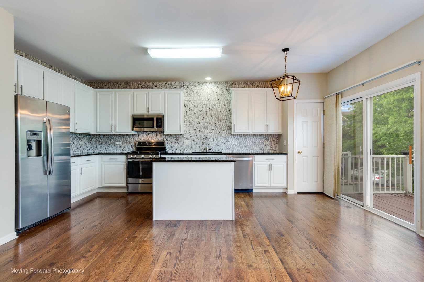 733 Station Boulevard, Aurora, IL 60504
