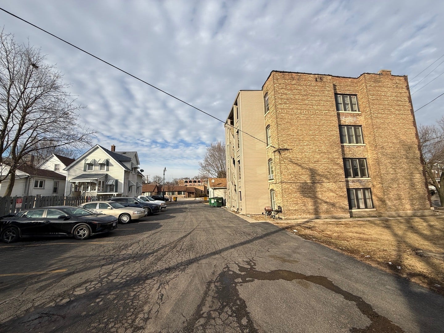 209 N Center Street, Joliet, IL 60435 209 N Center Street, Joliet, IL 60435