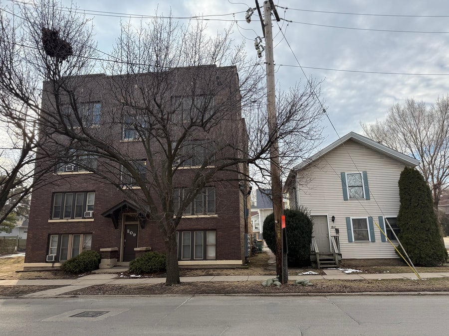 Property photo for 209 N Center Street, Joliet, IL
