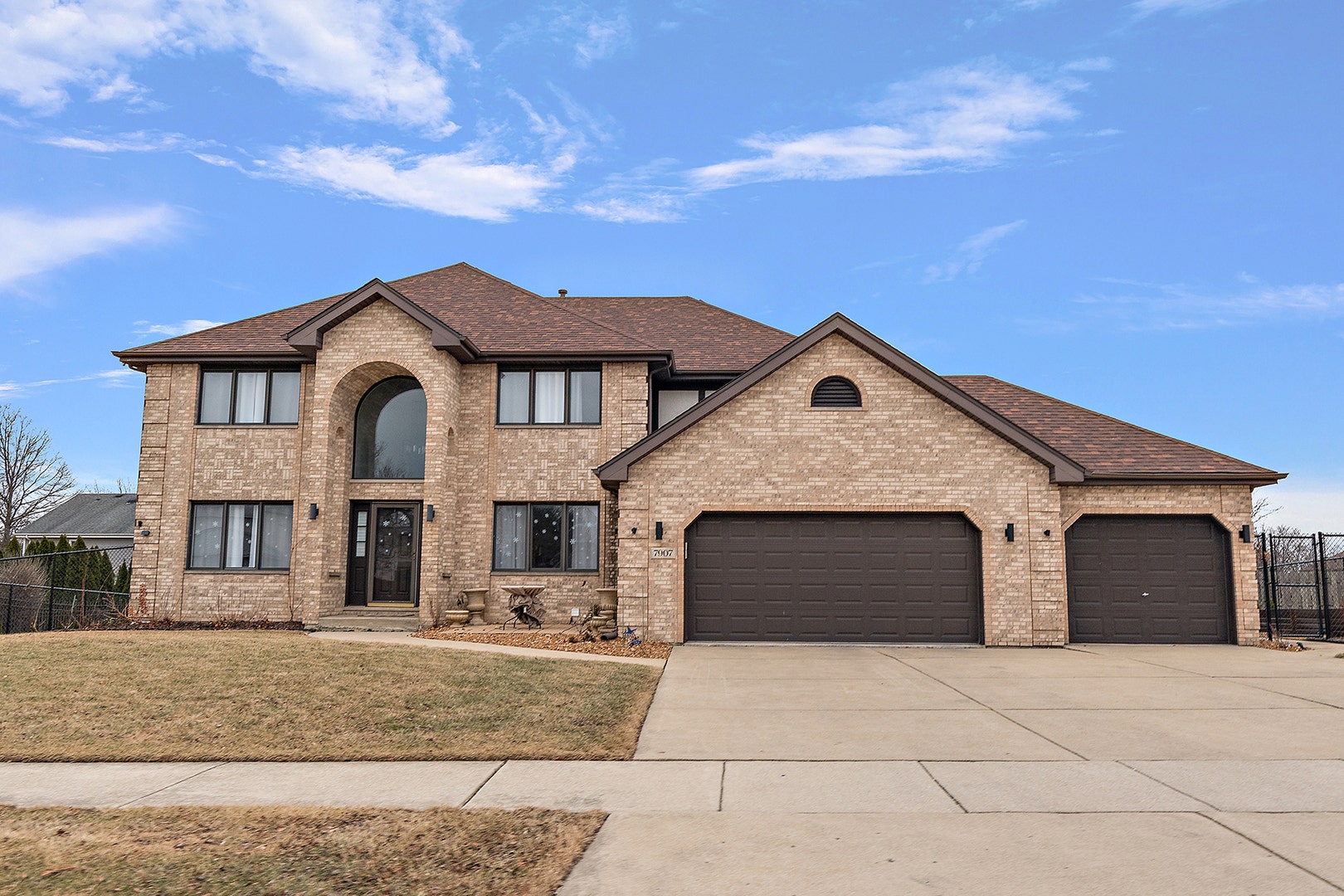 7942 172nd Street, Tinley Park, IL 60477 7942 172nd Street, Tinley Park, IL 60477