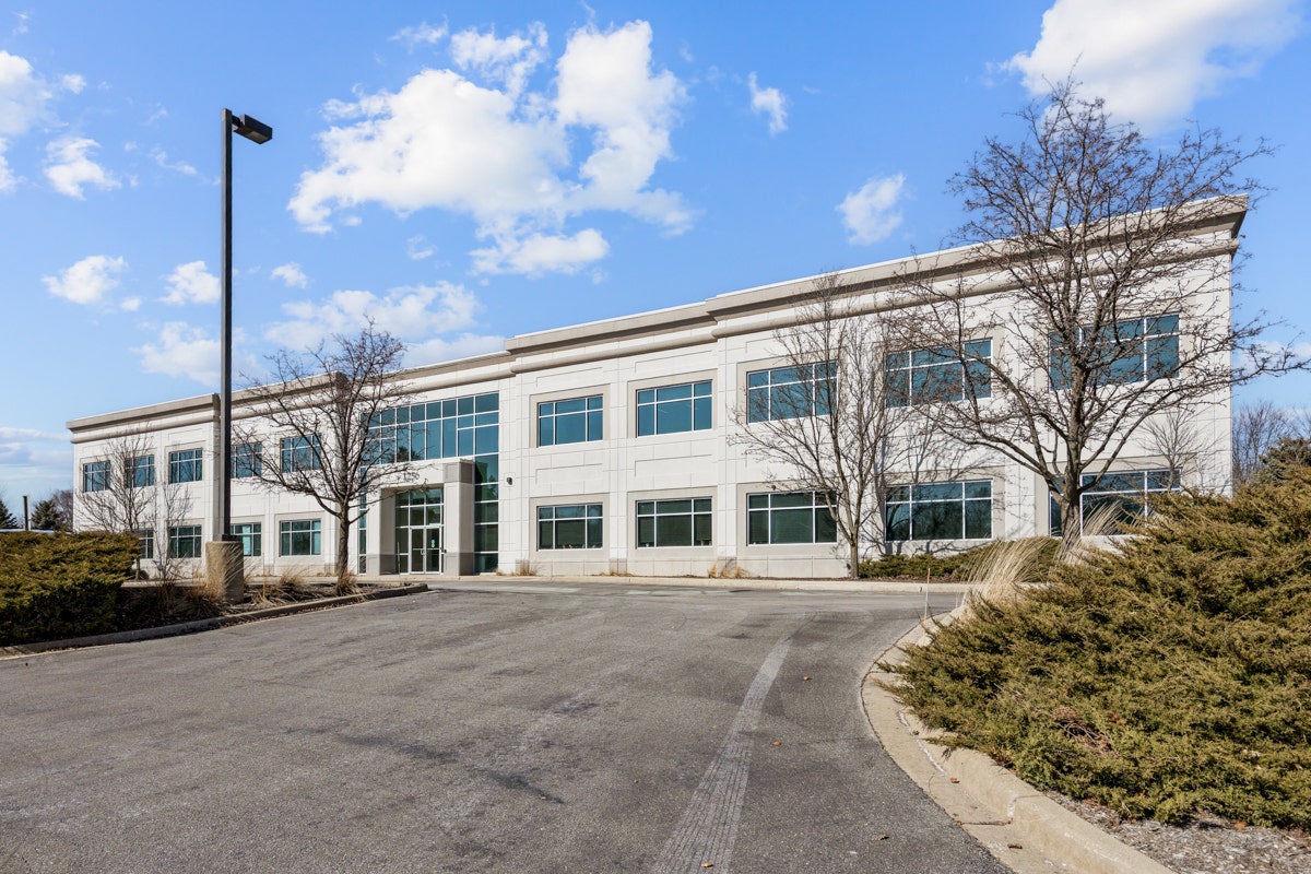 1256 Waterford Drive, #170, Aurora, IL 60504