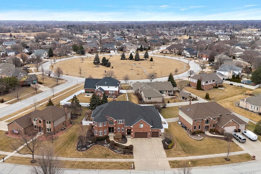 Property photo for 7832 Joliet Drive S, Tinley Park, IL