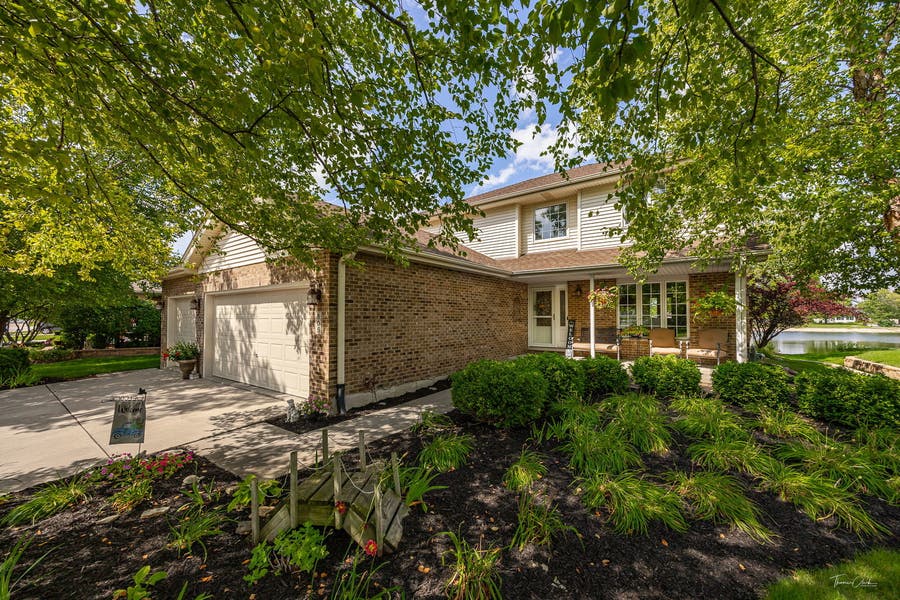 Property photo for 805 Edgewater Drive, Minooka, IL
