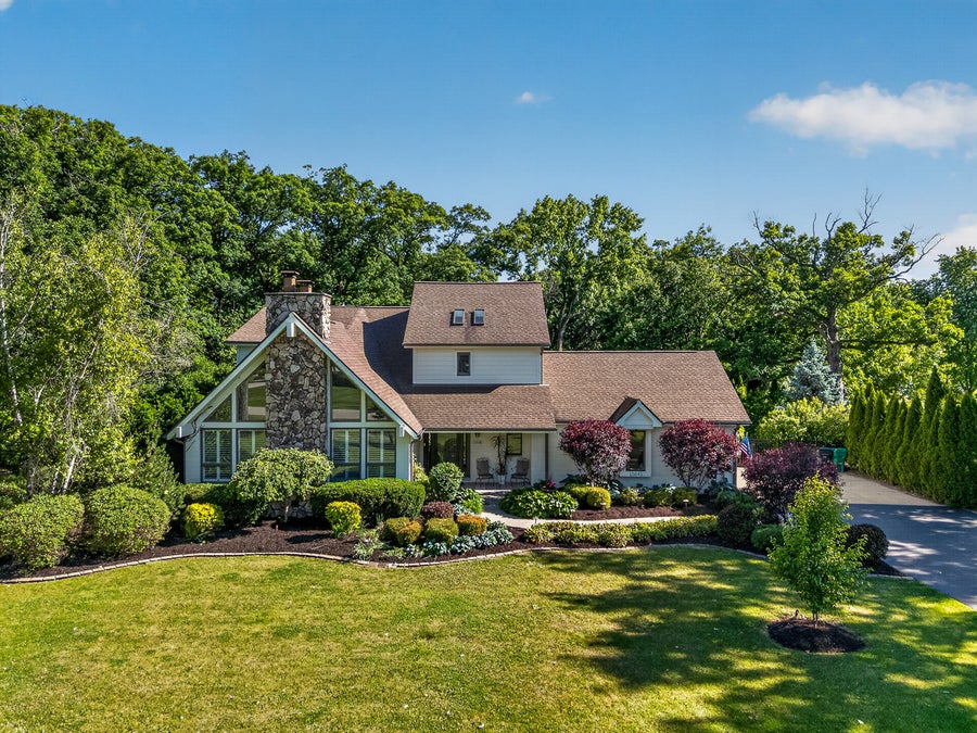 Property photo for 15641 W Stately Oaks Drive, Homer Glen, IL